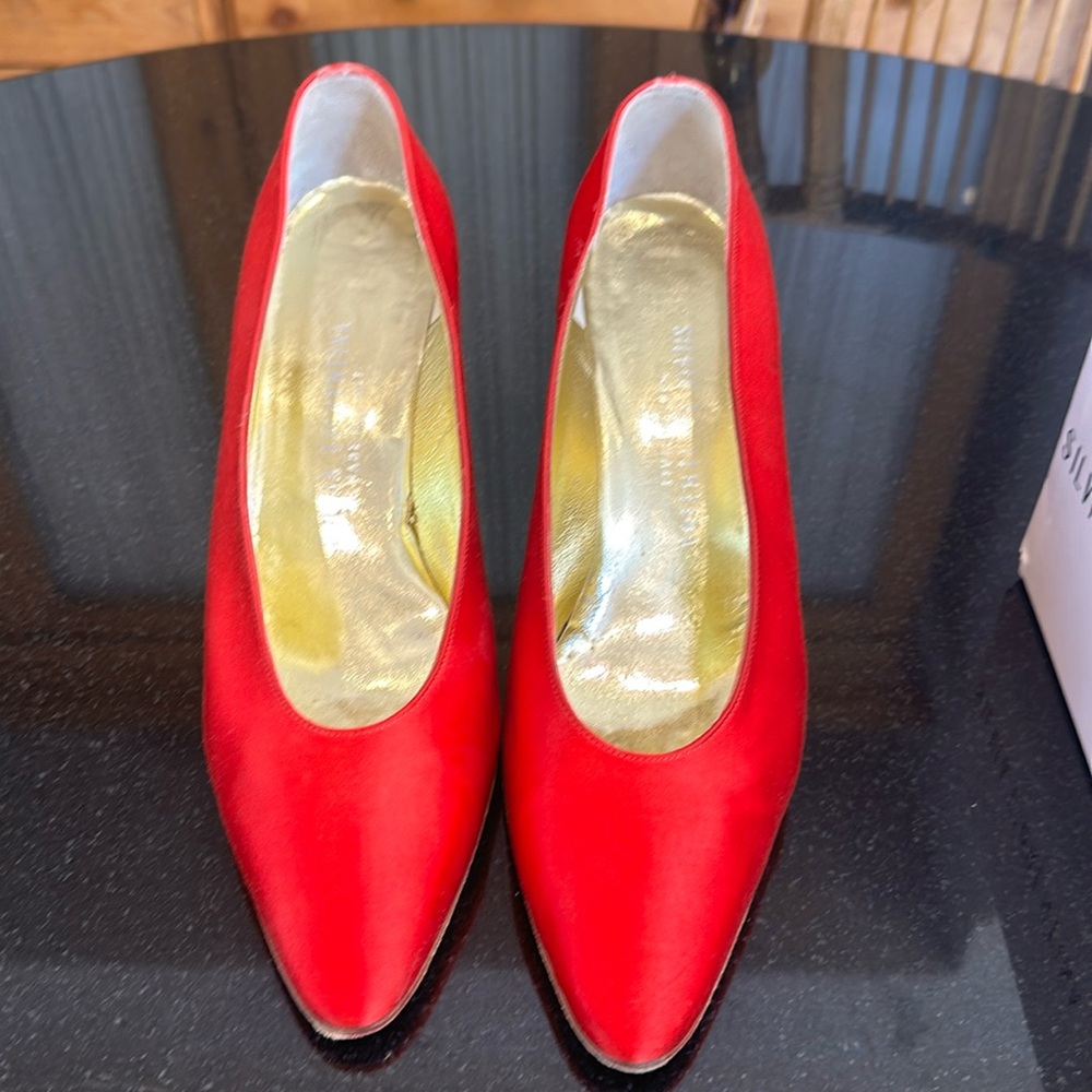 Silvia Fiorentino Ritz Berdorf Goodman Red Satin Heels Size 10.5